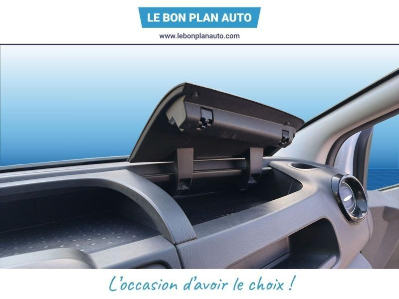 NISSAN NV300 Fg VUL d’occasion à vendre à FRÉJUS chez PRESTIGE AUTOMOBILE (Photo 20)